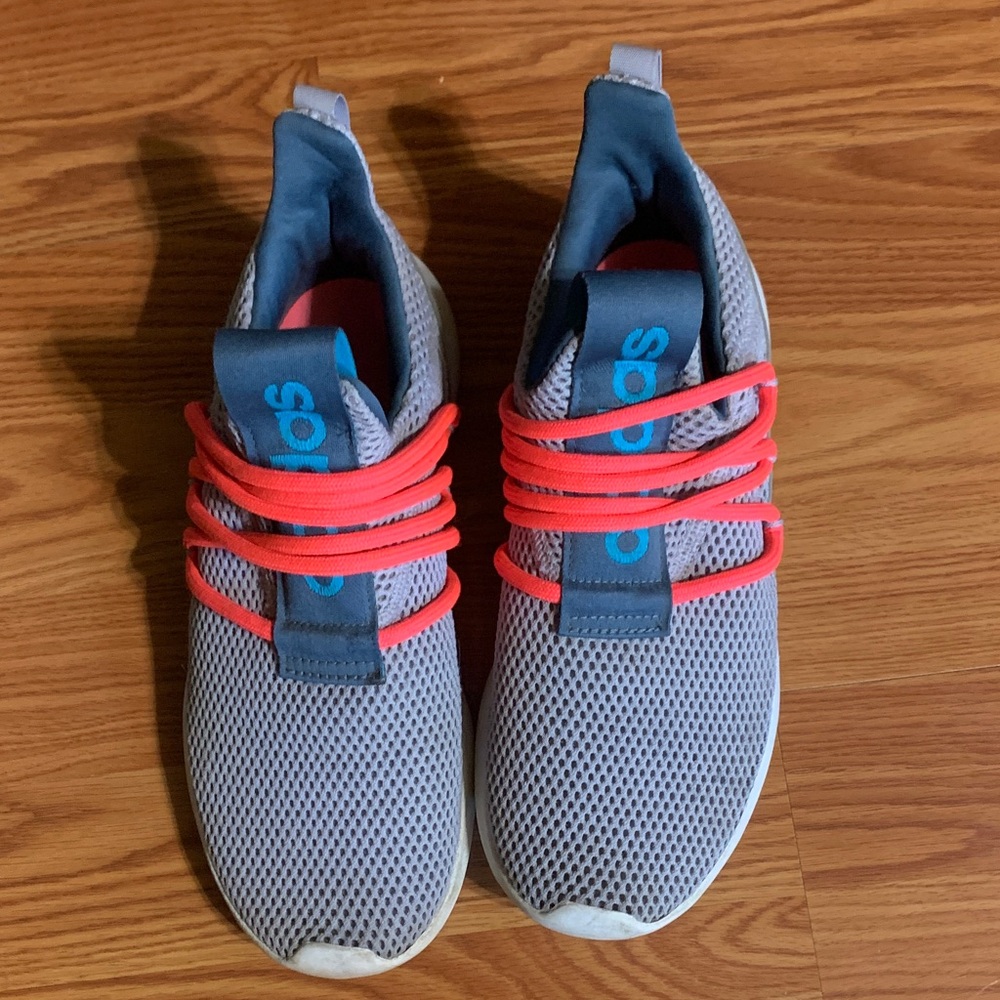 Adidas size 5 women’s shoes